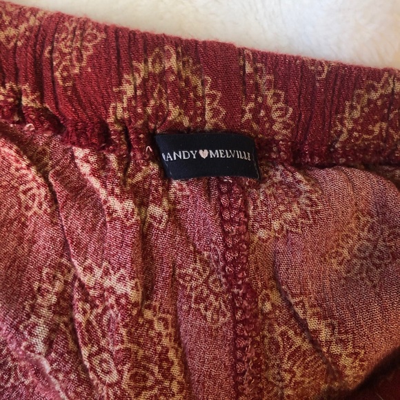 Brandy Melville Indie Patterned Shorts - Picture 4 of 4